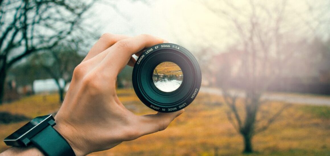 lens camera taking photos 3046269