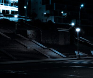 Jak zrobić zdjęcia w nocy bez statywu - poradnik